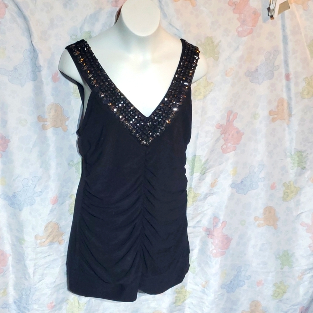 Black dress up tank with ripple pattern in front